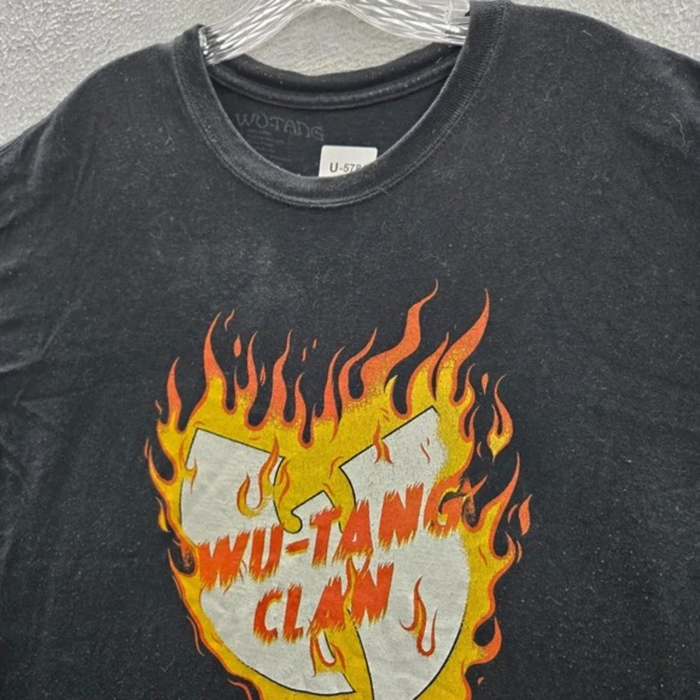 Wu Tang Men Shirt XXL Black On‎ Fire Flame Logo Graphic Short Sleeve